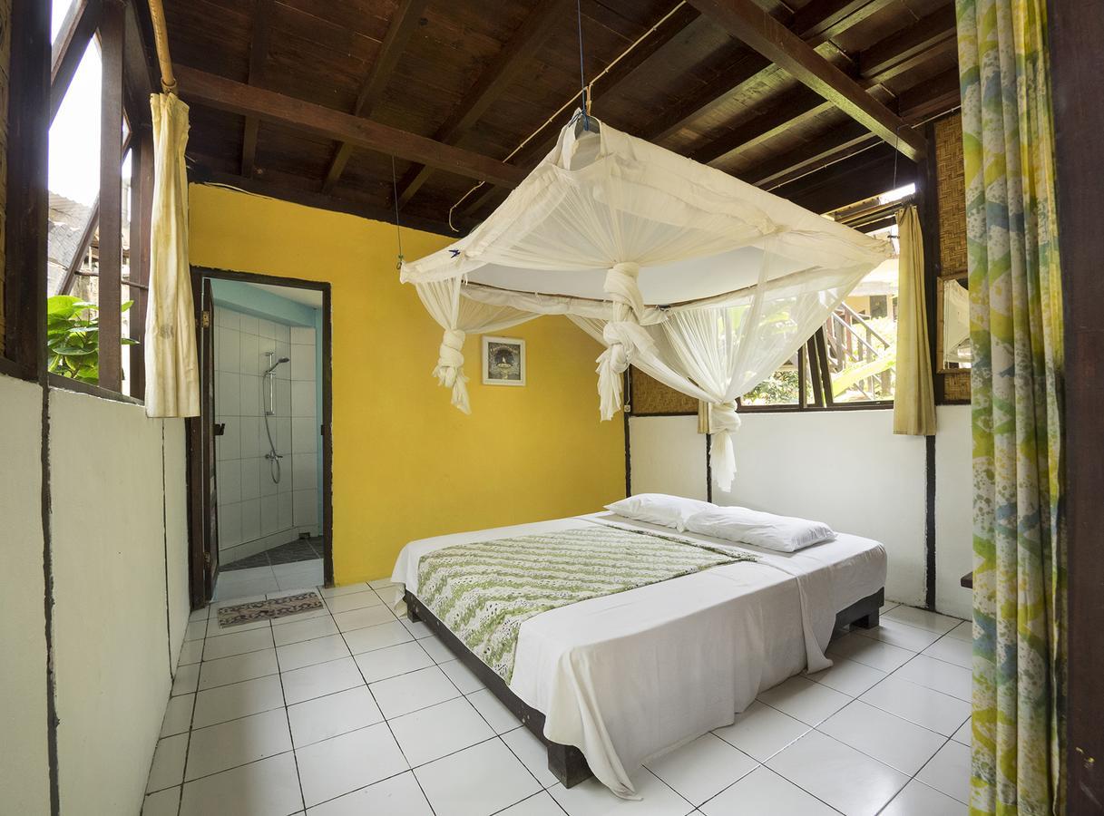 Отель Woodstock Gili - Garden And Bungalows Гили Траванган Экстерьер фото